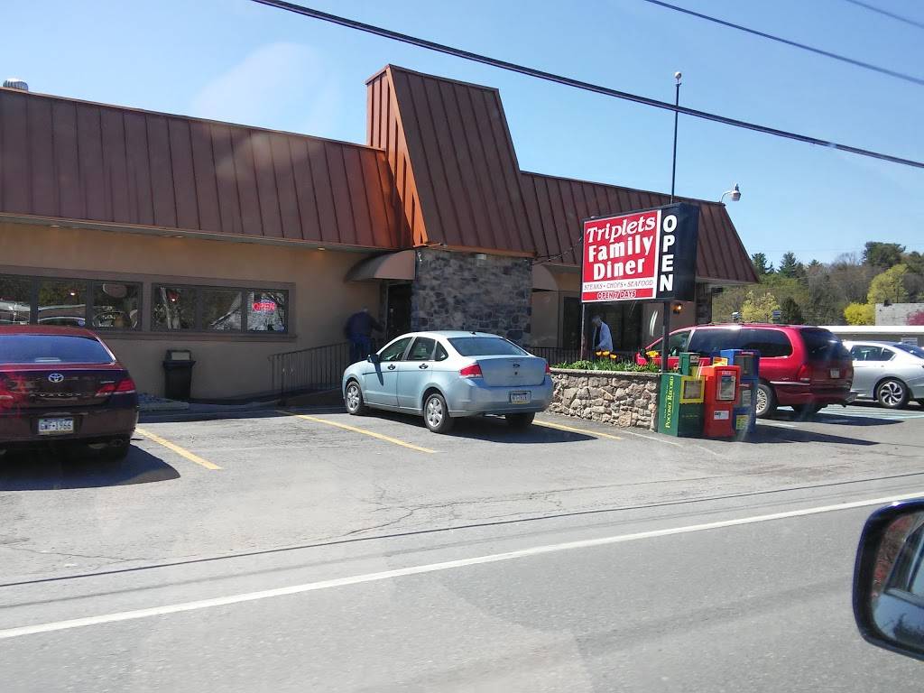Triplets Family Restaurant | restaurant | 1947 W Main St, Stroudsburg, PA 18360, USA | 5704216566 OR +1 570-421-6566