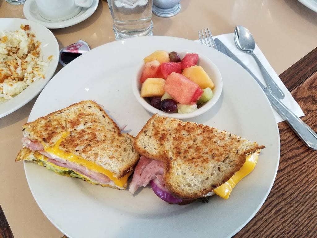 Ellys Pancake House of Glenview | restaurant | 1624 Milwaukee Ave, Glenview, IL 60025, USA | 8476359500 OR +1 847-635-9500