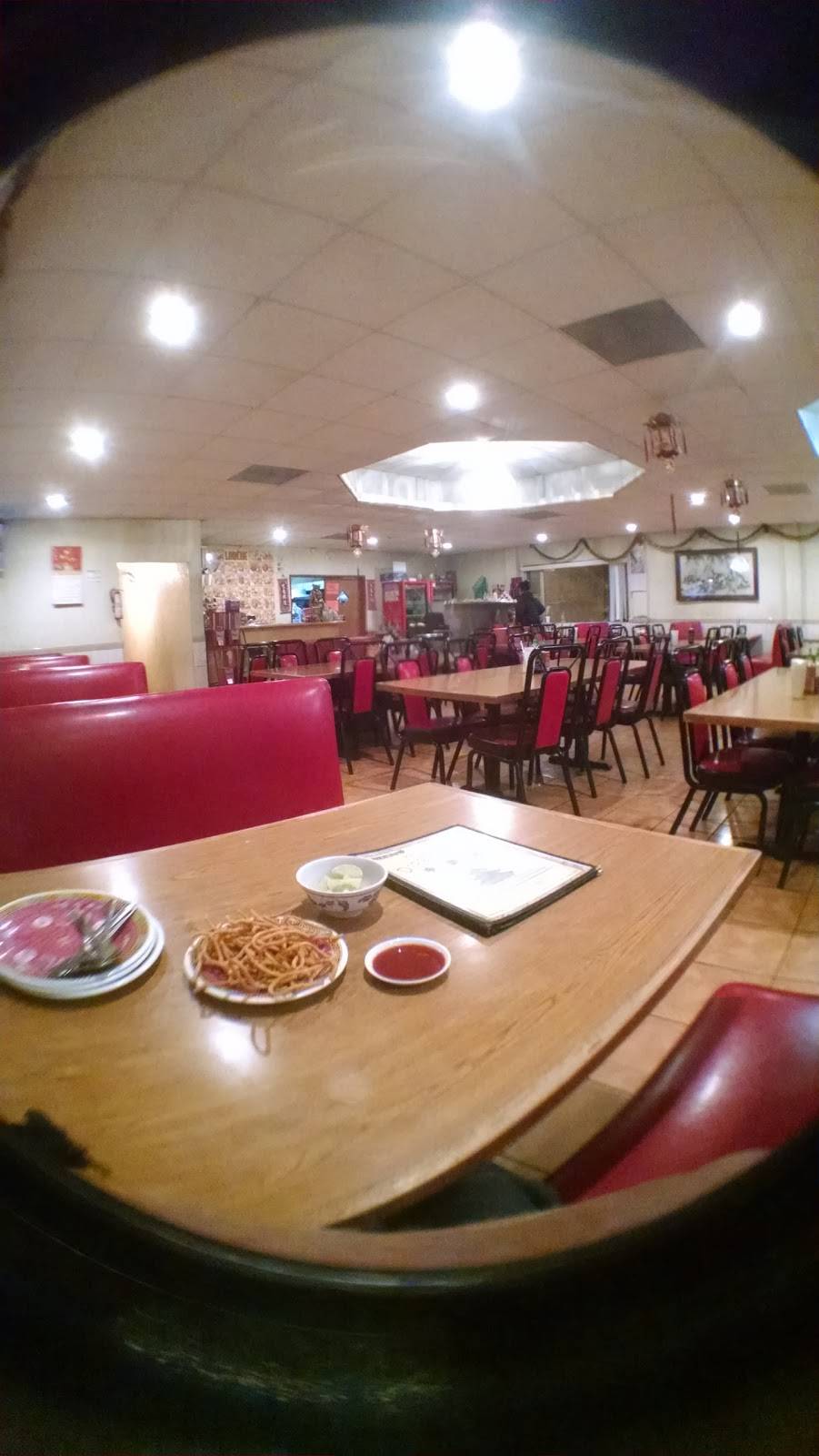 LA VILLA | restaurant | Av Abraham Gonzales 3244, Francisco Villa, 22615 Tijuana, B.C., Mexico | 016644496232 OR +52 664 449 6232