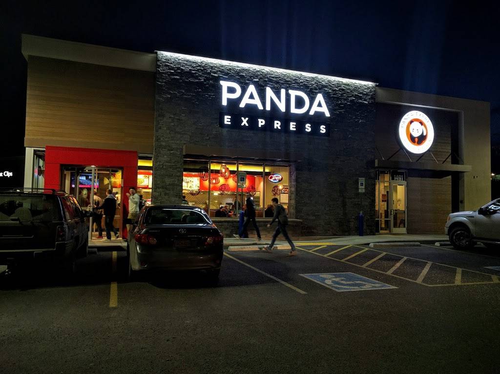 Panda Express | restaurant | 1491 E Parks Hwy, Wasilla, AK 99654, USA | 9073769888 OR +1 907-376-9888