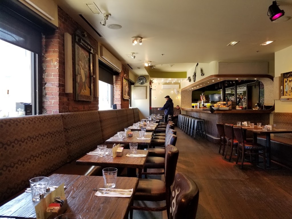 Darryls Corner Bar & Kitchen | restaurant | 604 Columbus Ave, Boston, MA 02118, USA | 6175361100 OR +1 617-536-1100