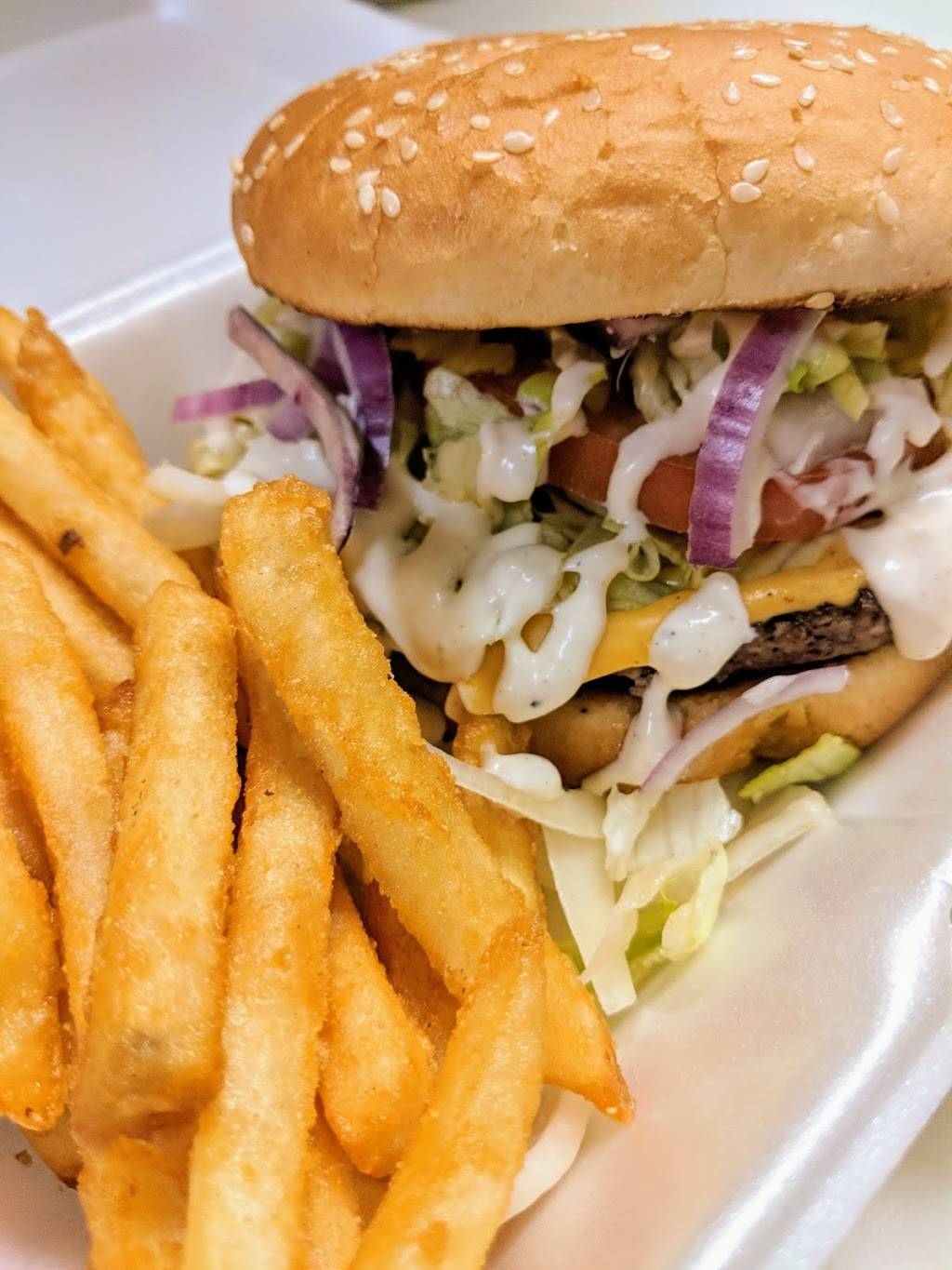 Yeeros Grill | restaurant | 49085 Van Dyke Ave, Shelby Charter Twp, MI 48317, USA | 5867311200 OR +1 586-731-1200