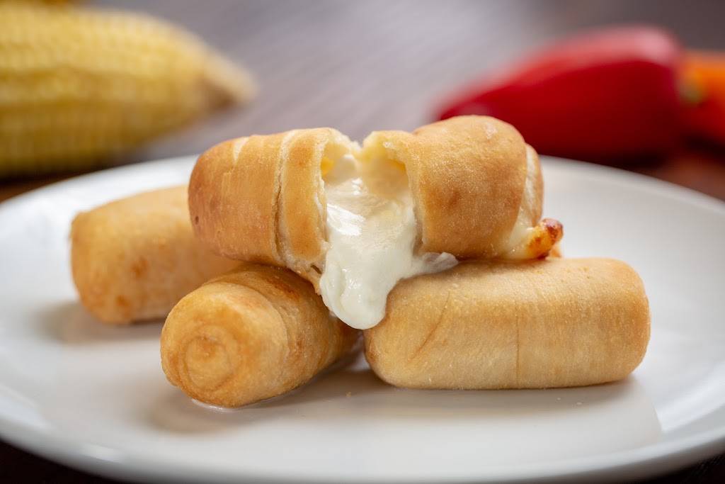 Gusticos Bistro | restaurant | 2249 W Hillsboro Blvd, Deerfield Beach, FL 33442, USA | 9544820823 OR +1 954-482-0823