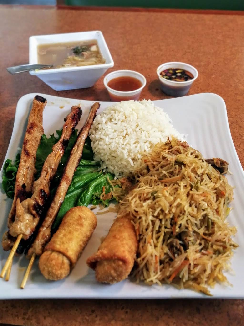 Christines Casual Dining | restaurant | 5770 Harrison Ave, Cincinnati, OH 45248, USA | 5135741273 OR +1 513-574-1273