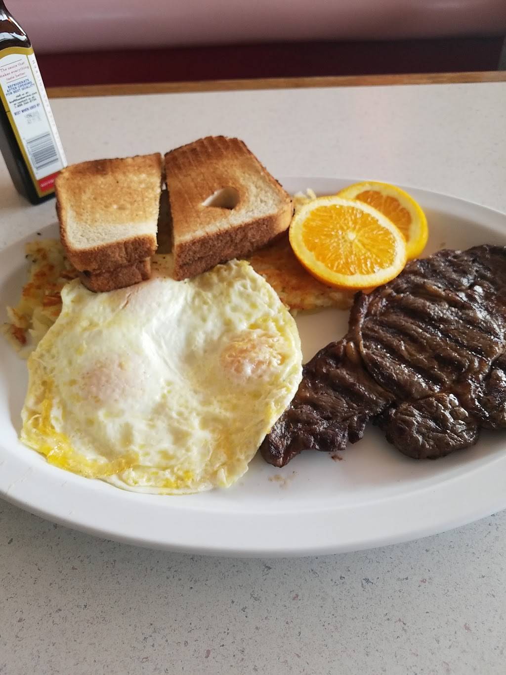 Angelos Burgers Glendora | restaurant | 213 W Rte 66, Glendora, CA 91740, USA | 6269636789 OR +1 626-963-6789