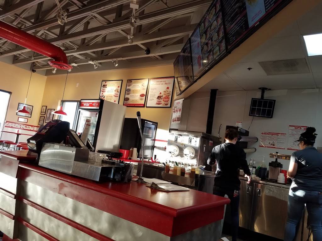 Freddys Frozen Custard & Steakburgers | restaurant | 900 Sergeant Jon Stiles Dr, Highlands Ranch, CO 80129, USA | 3034071045 OR +1 303-407-1045