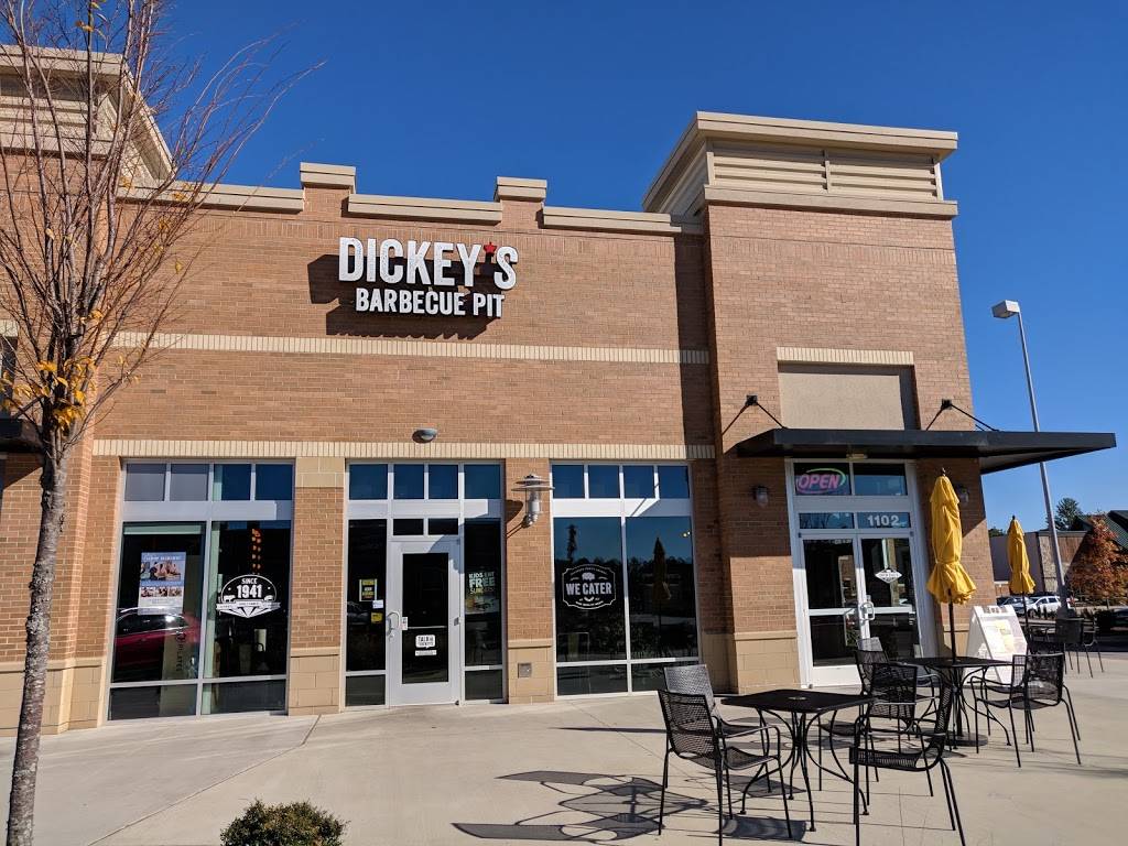 Dickeys Barbecue Pit | restaurant | 1102 Parkside Main St, Cary, NC 27519, USA | 9193420212 OR +1 919-342-0212