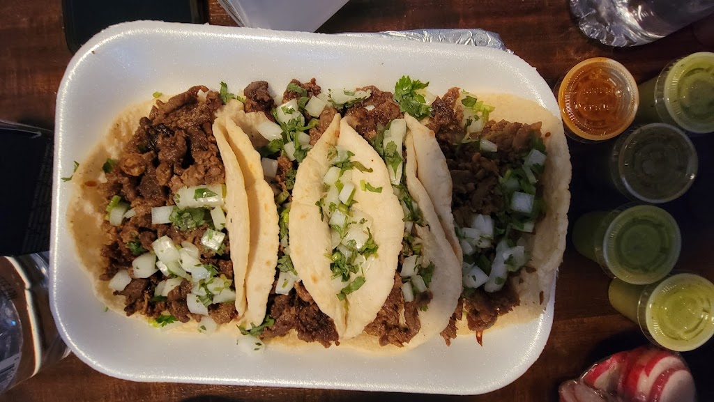 Danielas Tacos | restaurant | 7926 Lankershim Blvd, North Hollywood, CA 91605, USA | 8184305507 OR +1 818-430-5507