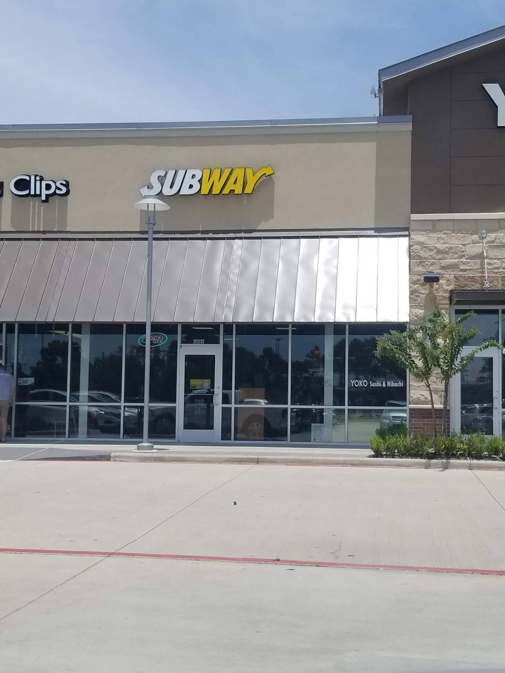 Subway Restaurants | restaurant | Fairfield Town Center, 28404 US-290 G09, Cypress, TX 77433, USA | 8326535700 OR +1 832-653-5700