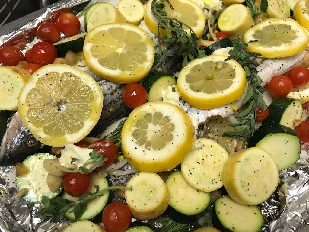 Raceway Bar and Grill | night club | 49237 W Papago Rd #7, Maricopa, AZ 85139, USA | 5205680808 OR +1 520-568-0808