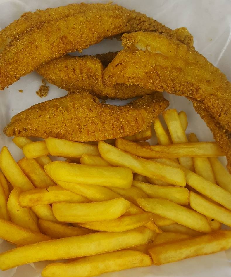 Fish Station Gratiot | restaurant | 13324 Gratiot Ave, Detroit, MI 48205, USA | 3133727272 OR +1 313-372-7272