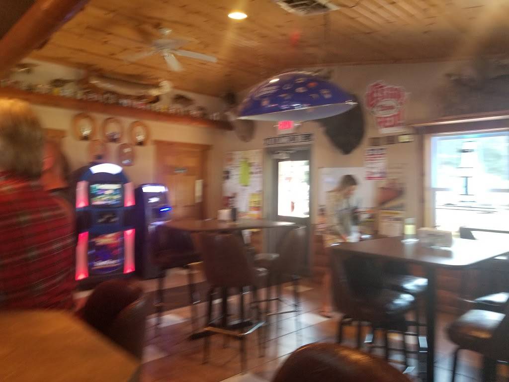 Everbreeze Resort LLC | restaurant | 13755 Lake Shore Ln #9539, Mountain, WI 54149, USA | 7152767585 OR +1 715-276-7585