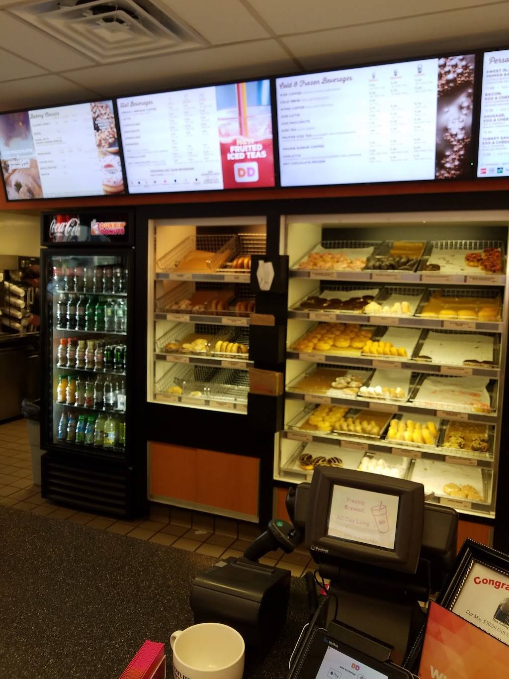Dunkin | bakery | 200 W Sunbury St, Shamokin, PA 17872, USA | 5706480387 OR +1 570-648-0387