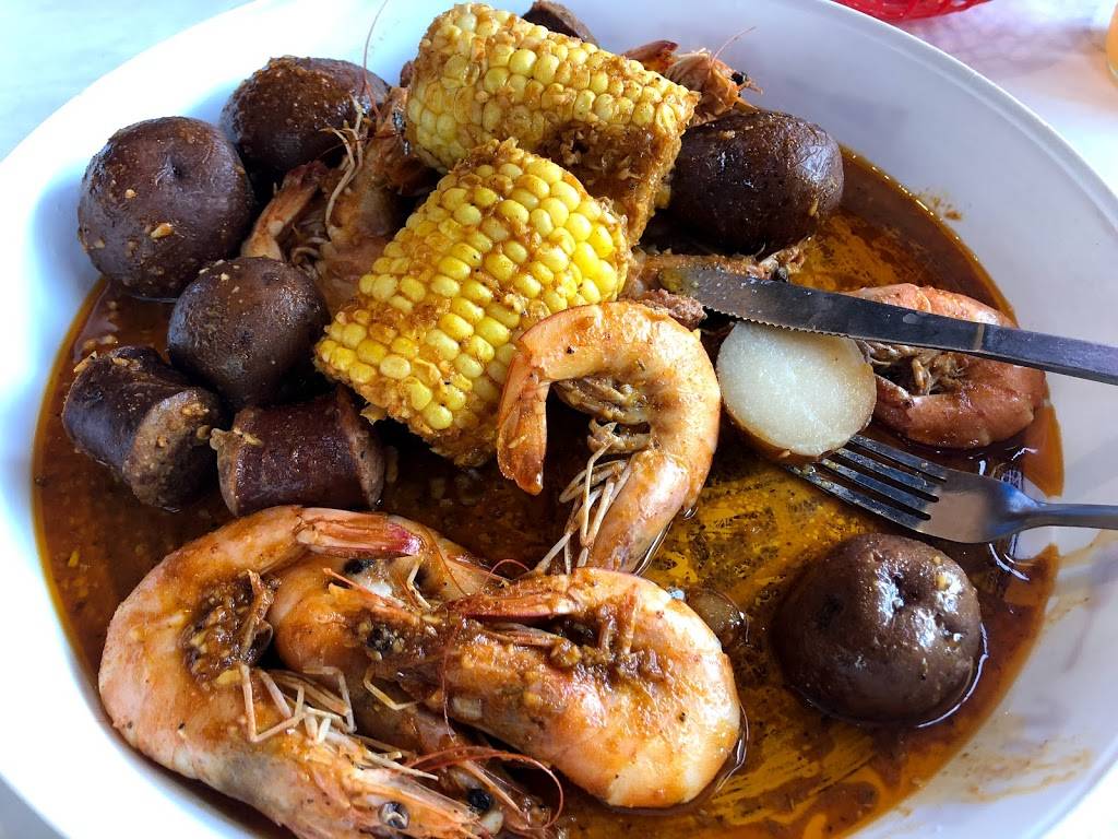 Smashin Crab | restaurant | 700 E Sonterra Blvd #1117, San Antonio, TX 78258, USA | 2104023337 OR +1 210-402-3337