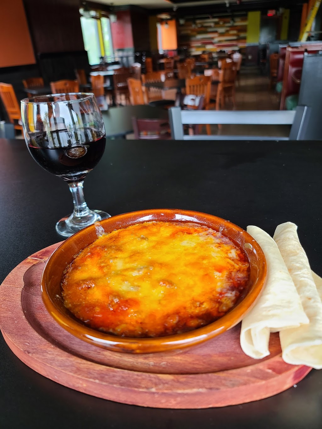 Chulas Bar and Grill | restaurant | 500 75th St, Downers Grove, IL 60516, USA | 6302978252 OR +1 630-297-8252