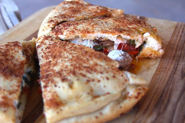 New York Flying Pizza | restaurant | 1107 W Main St, Waynesboro, VA 22980, USA | 5404517177 OR +1 540-451-7177