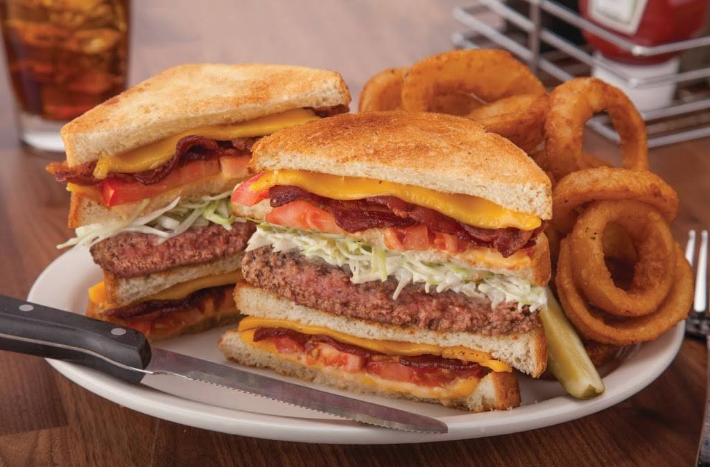 Metro Diner | cafe | 3954 E 82nd St, Indianapolis, IN 46240, USA | 3172968262 OR +1 317-296-8262