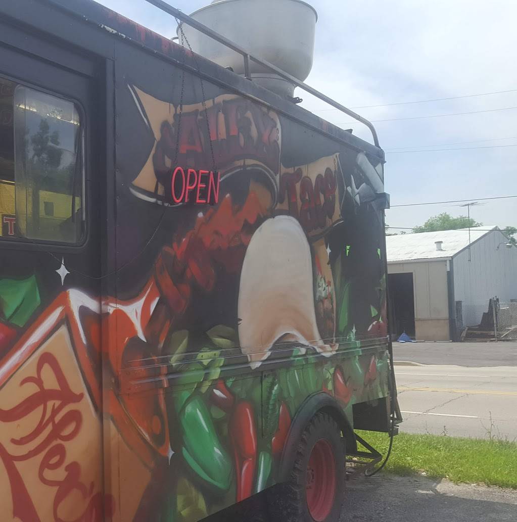 Alexs Tacos Truck | restaurant | 3240 S State St, Lockport, IL 60441, USA | 7797031573 OR +1 779-703-1573