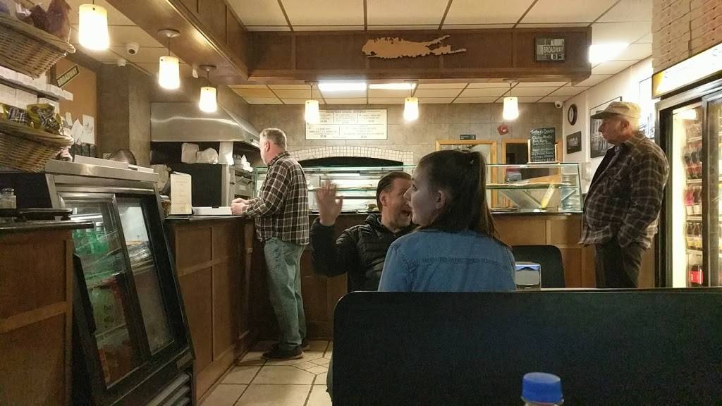 Broadway Pizza & Catering | restaurant | 60 Broadway Greenlawn, Greenlawn, NY 11740, USA | 6312610828 OR +1 631-261-0828