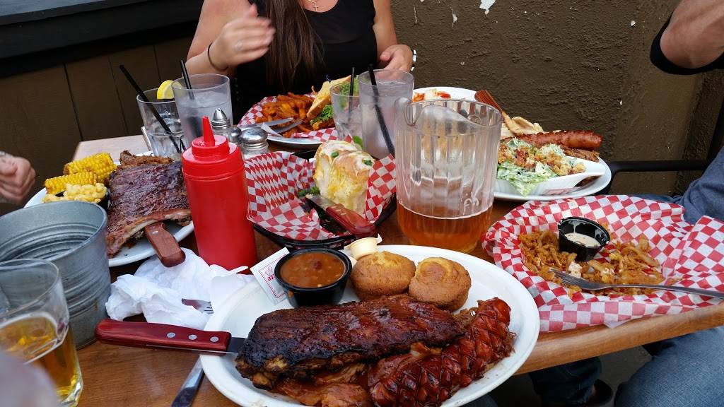 Camp 31 | restaurant | 22 Paris Rd, Paris, ON N3L 5X2, Canada | 5194423560 OR +1 519-442-3560