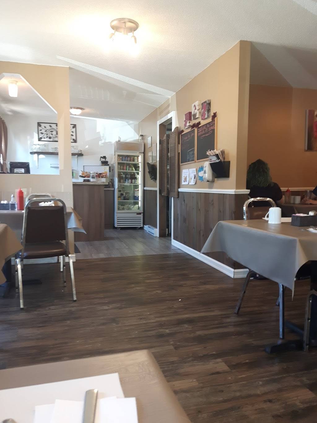 Restaurant Malyvia | restaurant | 269 Chemin Pontbriand, Lac-des-Loups, QC J0X 3K0, Canada | 8194564440 OR +1 819-456-4440