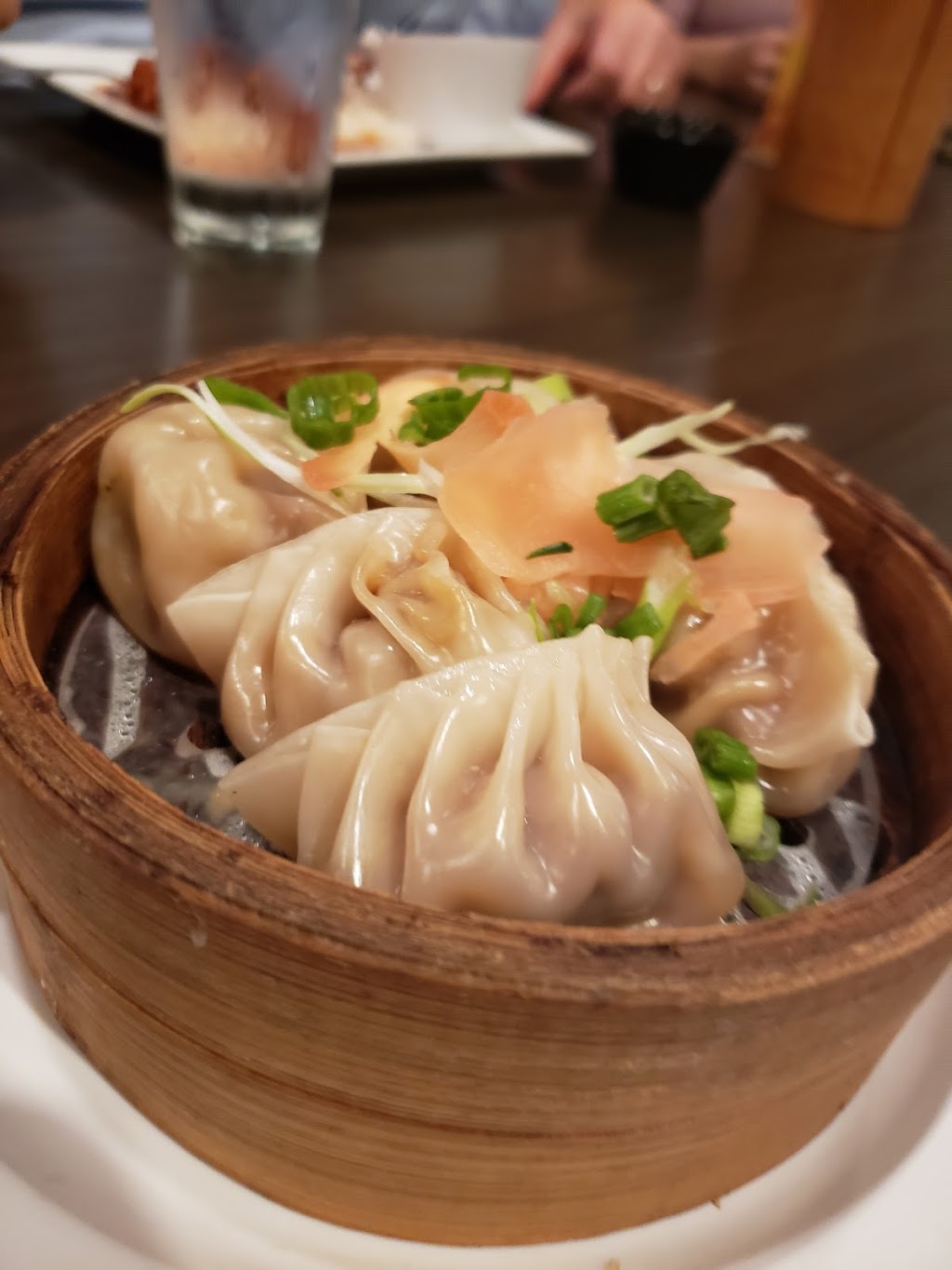 Reren Lamen & Bar | restaurant | 817 7th St NW, Washington, DC 20001, USA | 2022903677 OR +1 202-290-3677