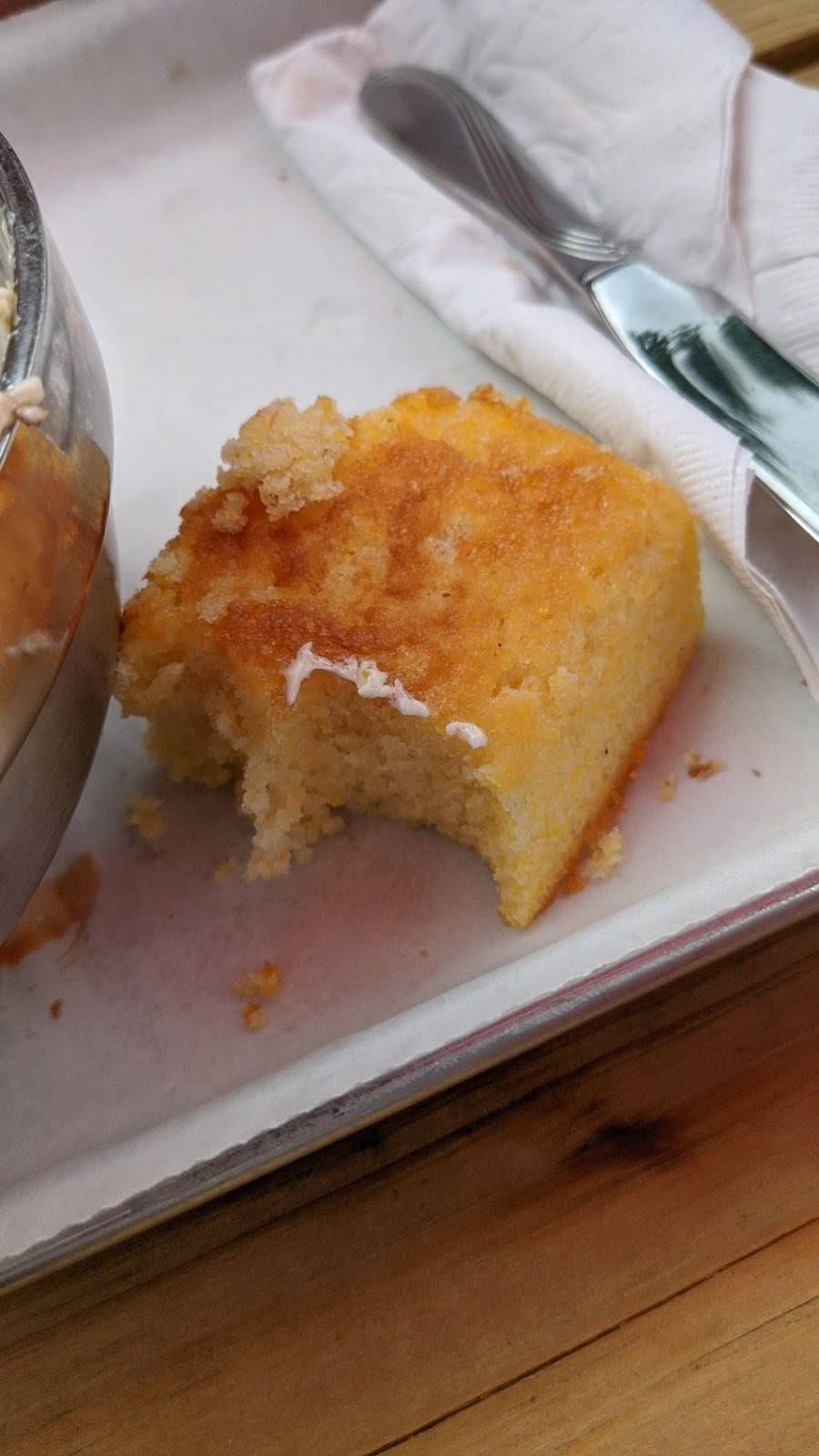 Hog Wild BBQ & Smokehouse | restaurant | 10688 US-53, Solon Springs, WI 54873, USA | 7153782020 OR +1 715-378-2020