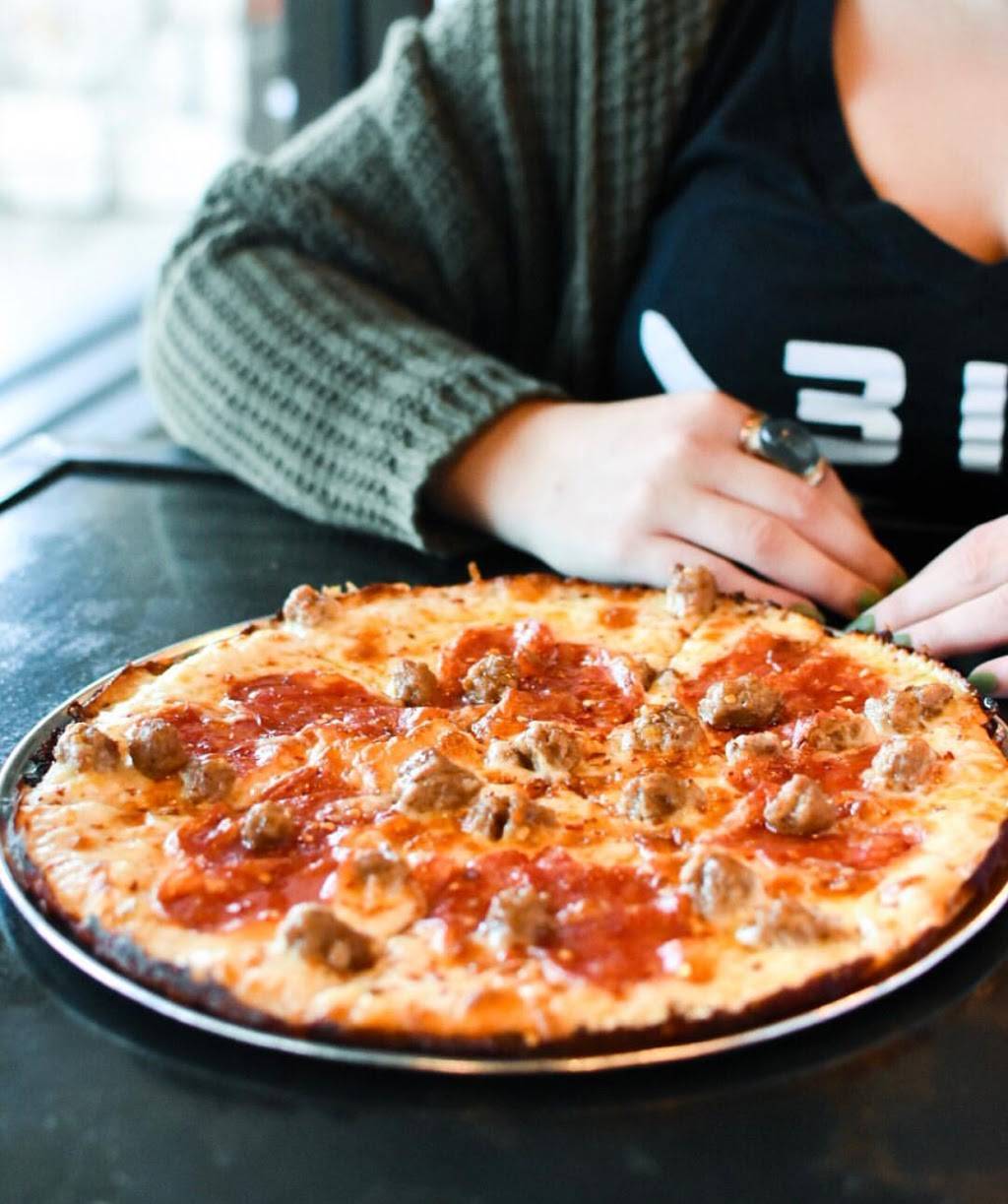 Via 313 Pizza | restaurant | 6705 US-290, Austin, TX 78735, USA | 5125848084 OR +1 512-584-8084