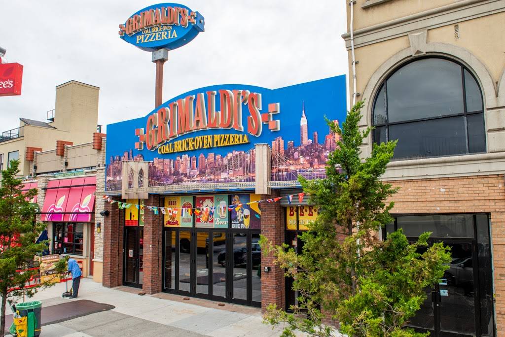 Grimaldis | restaurant | 1215 Surf Ave, Brooklyn, NY 11224, USA | 7186762630 OR +1 718-676-2630