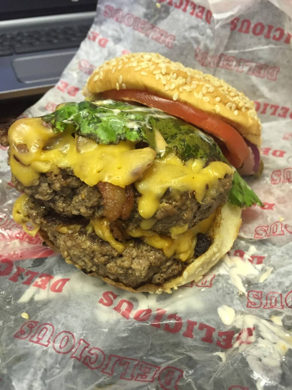 Good Stuff Eatery | restaurant | 303 Pennsylvania Ave SE, Washington, DC 20003, USA | 2025438222 OR +1 202-543-8222