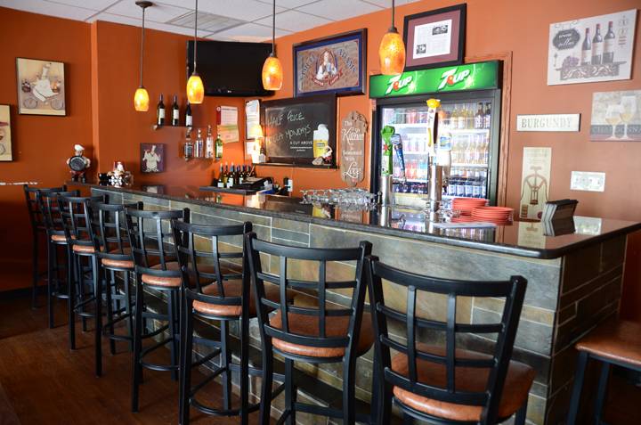 Mid Villa Pizza | meal delivery | 12226 S Harlem Ave, Palos Heights, IL 60463, USA | 7088275565 OR +1 708-827-5565