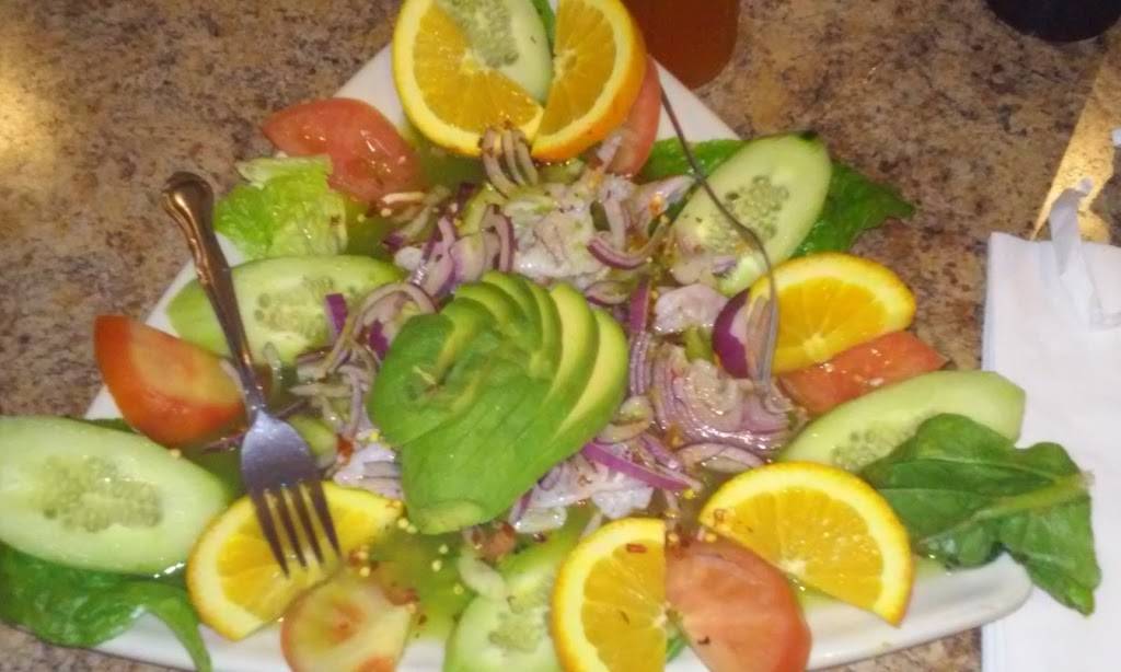 El Pescador | restaurant | 9535 Long Beach Blvd, South Gate, CA 90280, USA | 3235647993 OR +1 323-564-7993