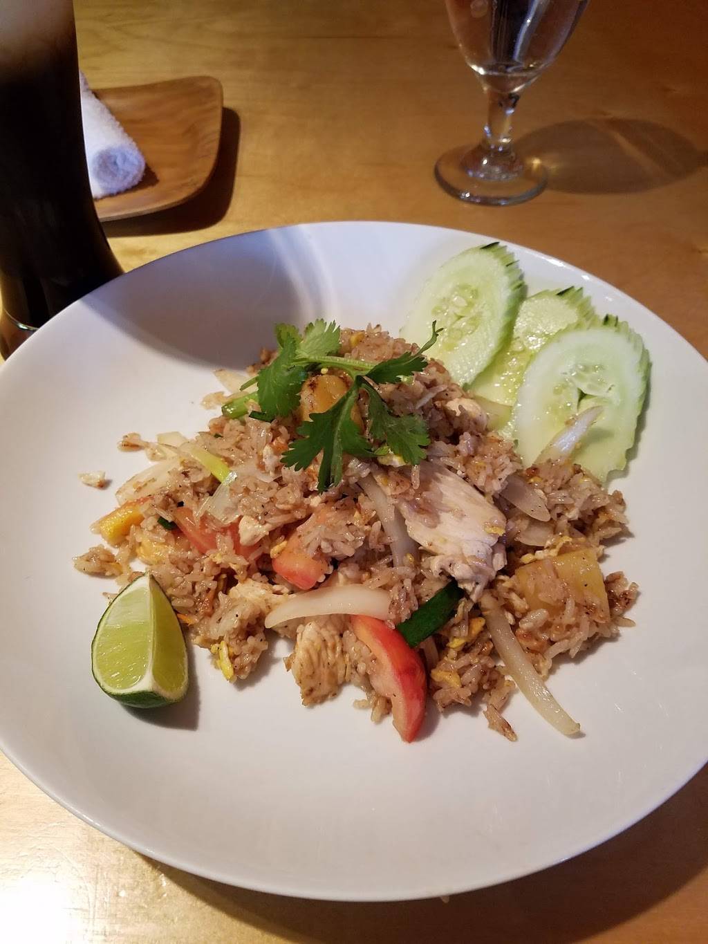 Mango Thai Cuisine | restaurant | 610 Selby Ave, St Paul, MN 55102, USA | 6512911414 OR +1 651-291-1414