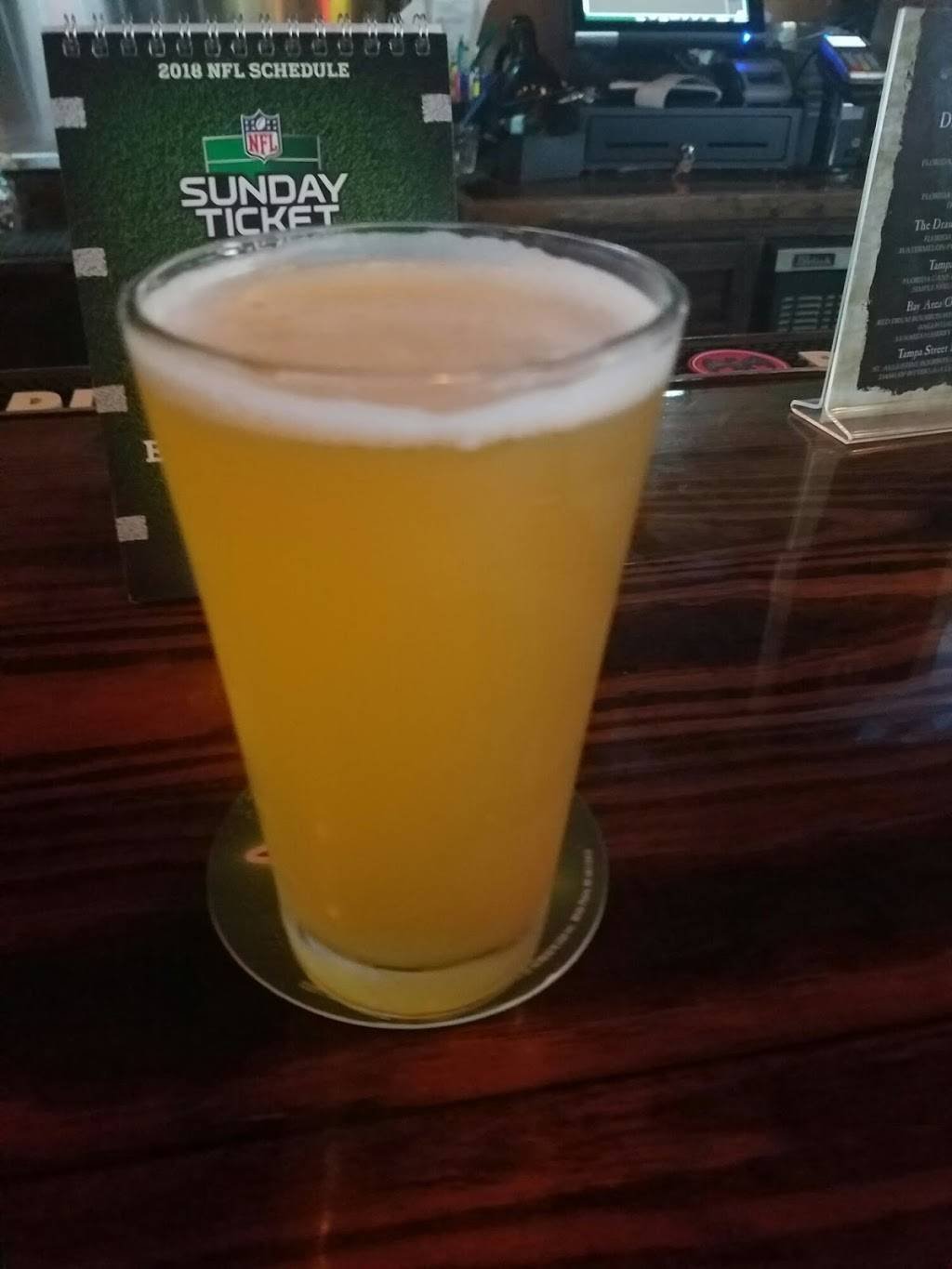 The Local Draught House | restaurant | 5513, 2711 University Square Dr, Tampa, FL 33612, USA | 8136055759 OR +1 813-605-5759