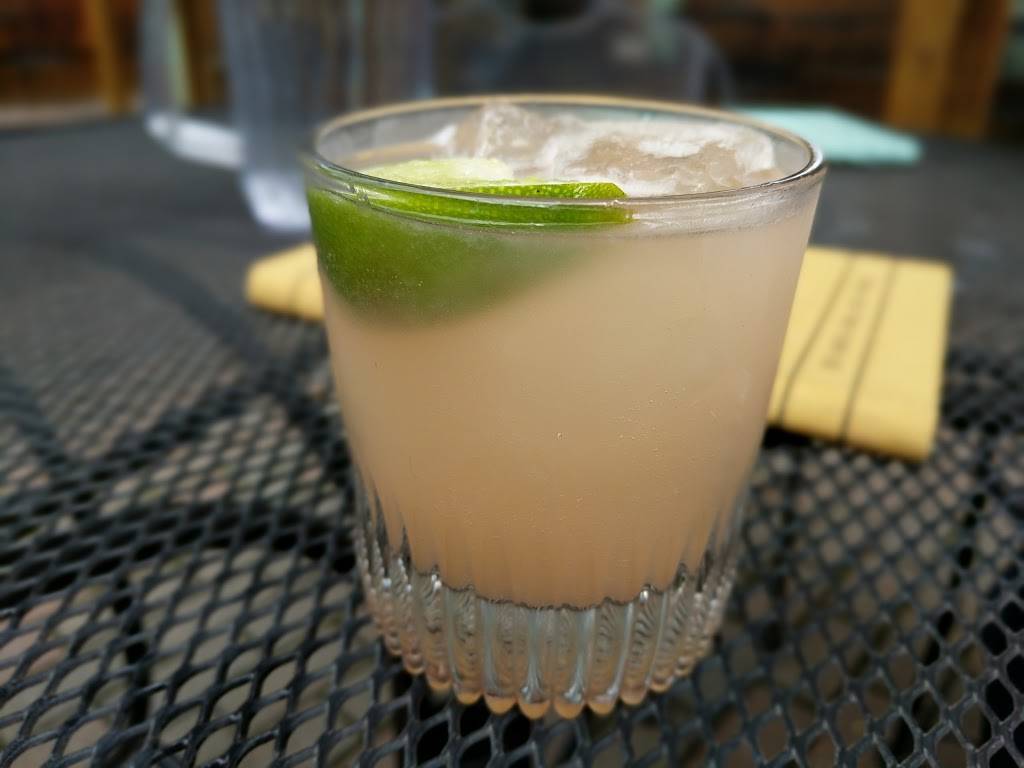 Best Intentions | restaurant | 3281 W Armitage Ave, Chicago, IL 60647, USA | 3128181254 OR +1 312-818-1254