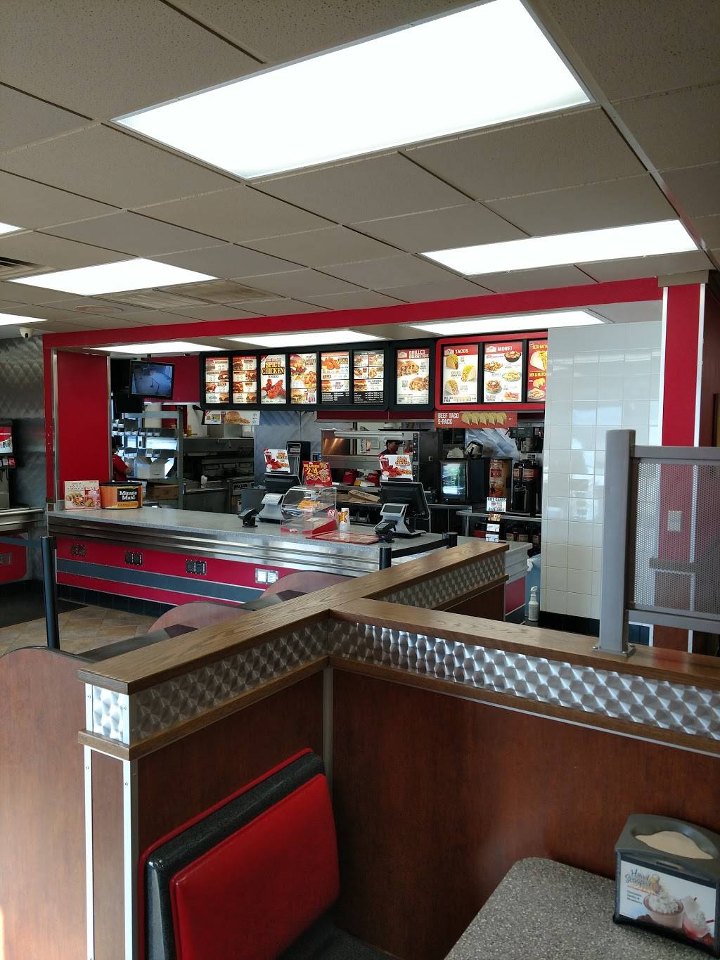 Hardees | restaurant | 7253 Moorefield Memorial Hwy, Liberty, SC 29657, USA | 8648436005 OR +1 864-843-6005