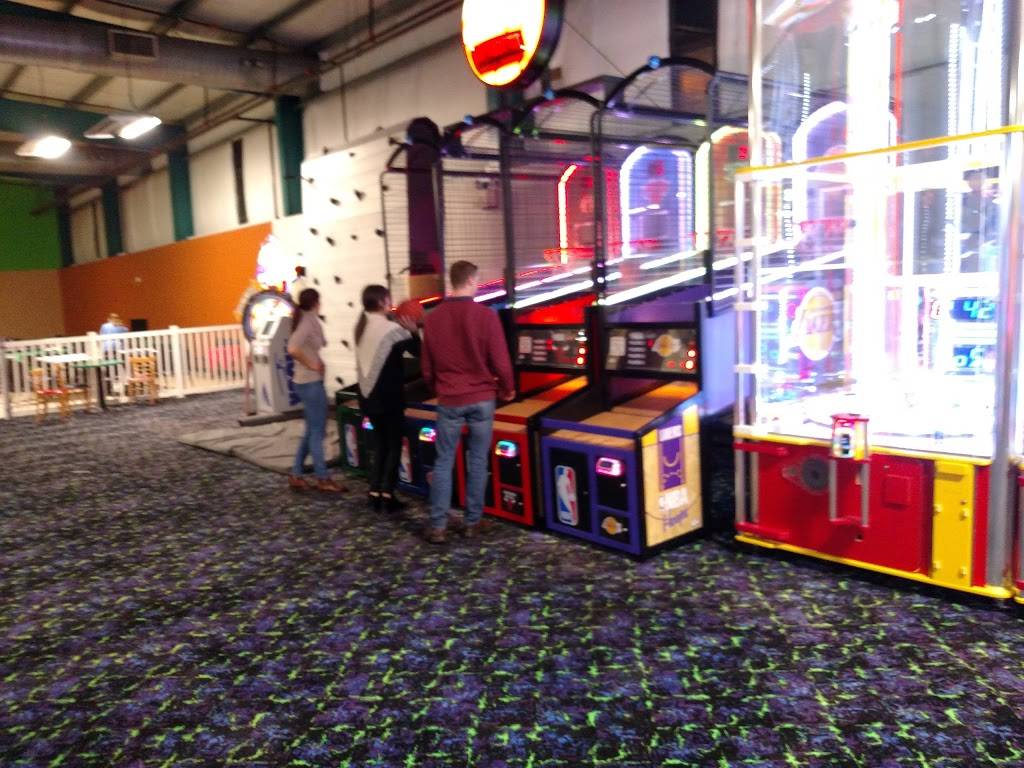 Frankies Grille | restaurant | 51 Zapora Dr, Hooksett, NH 03106, USA | 6036696819 OR +1 603-669-6819