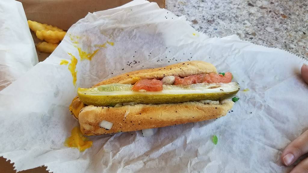 Jansons Drive-In | restaurant | 9900 S Western Ave, Chicago, IL 60643, USA | 7739416283 OR +1 773-941-6283