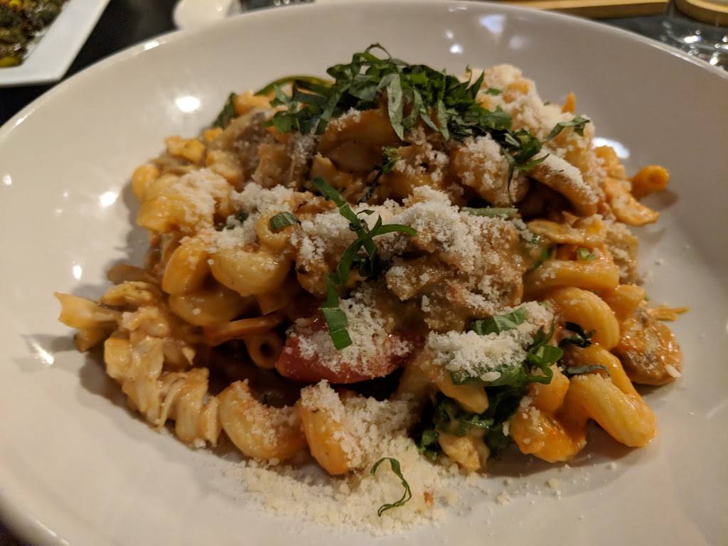 Carlyle Grill | restaurant | 3660 Jackson Rd, Ann Arbor, MI 48103, USA | 7342139800 OR +1 734-213-9800