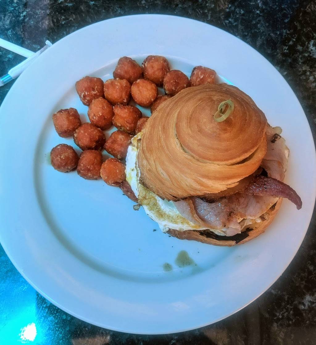 Ray Rays Kitchen | restaurant | 209 34th St, Virginia Beach, VA 23451, USA | 7579373946 OR +1 757-937-3946