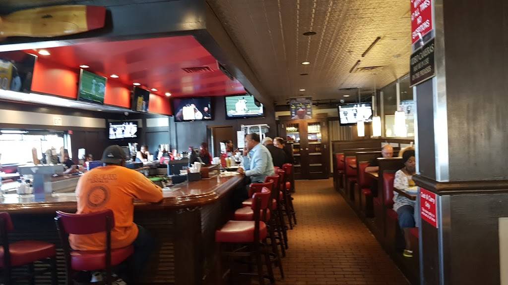 TGI Fridays | restaurant | 6721 La Tijera Blvd, Los Angeles, CA 90045, USA | 3103371143 OR +1 310-337-1143