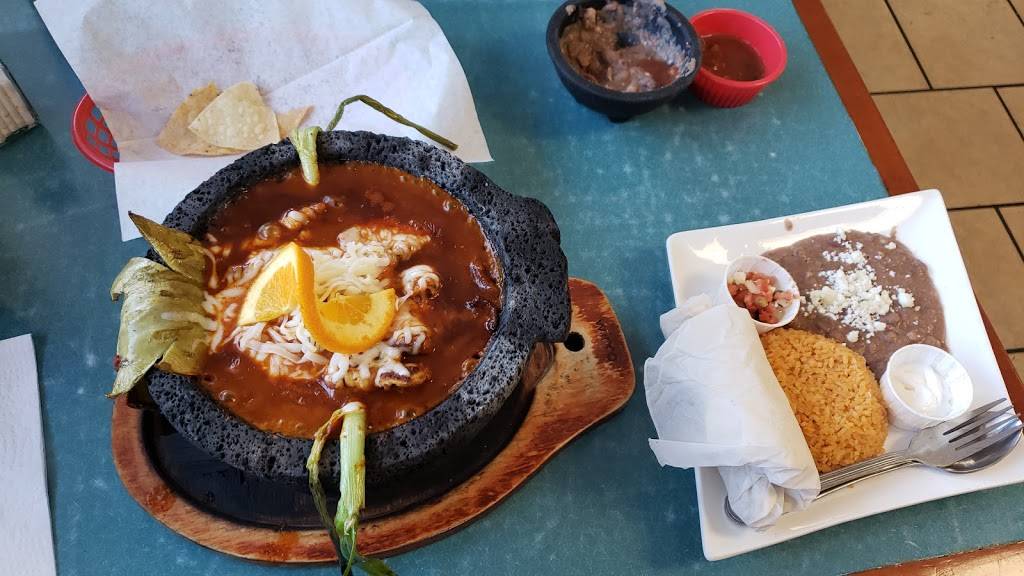 El Tlahualil | restaurant | 1277 V St, Merced, CA 95341, USA | 2092339124 OR +1 209-233-9124