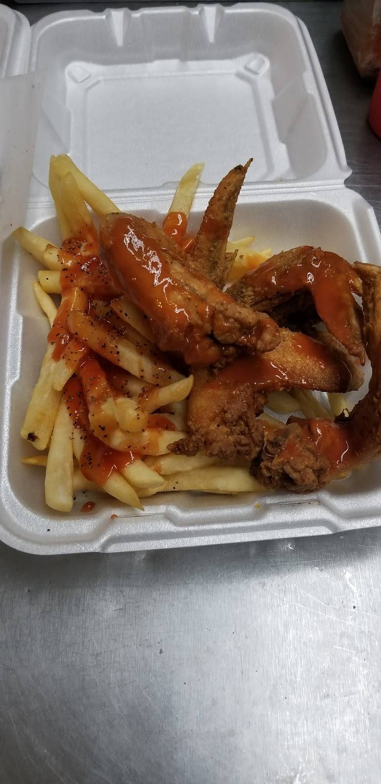 Gloria Annes Best Kept Secret | restaurant | 1932, 267 14th Ave, Newark, NJ 07103, USA | 8622377821 OR +1 862-237-7821