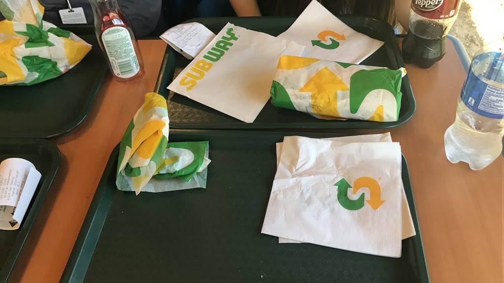 Subway | restaurant | Petro Canada Gas/Convenience Store, 5555 Kennedy Rd, Mississauga, ON L4Z 3E1, Canada | 9055019996 OR +1 905-501-9996