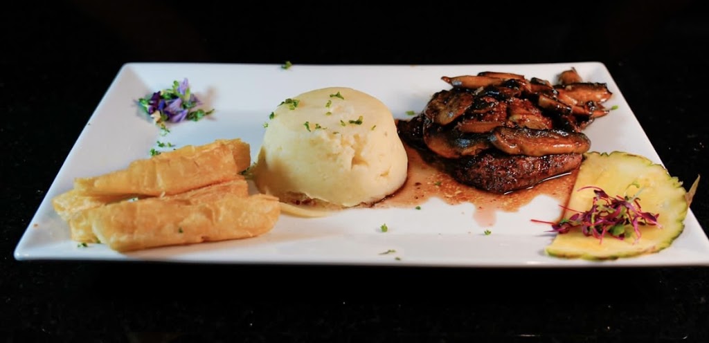 Bamboo Restaurant & Lounge | restaurant | 5904 W 20th Ave, Hialeah, FL 33016, USA | 3058214230 OR +1 305-821-4230