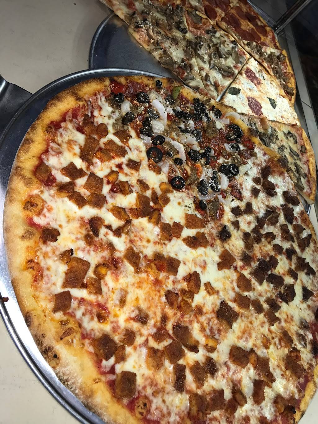 Pizzeria Las Americas | restaurant | 3713, 260 Warren St, Jersey City, NJ 07302, USA | 2014321544 OR +1 201-432-1544