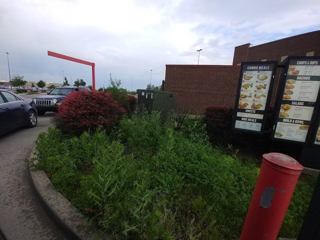 Taco Bueno | restaurant | 10932 Stadium Dr, Kansas City, KS 66111, USA | 9133281025 OR +1 913-328-1025