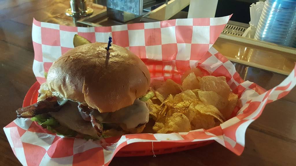 Snack Shack | restaurant | Lorain, OH 44053, USA | 4402821720 OR +1 440-282-1720