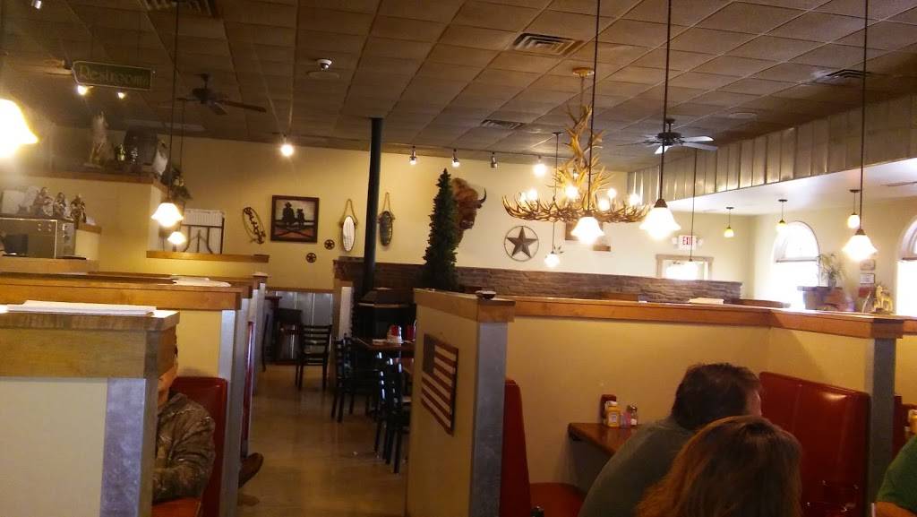 Double Ds Restaurant | restaurant | 1206 E Main St, Boonville, IN 47601, USA | 8128978813 OR +1 812-897-8813