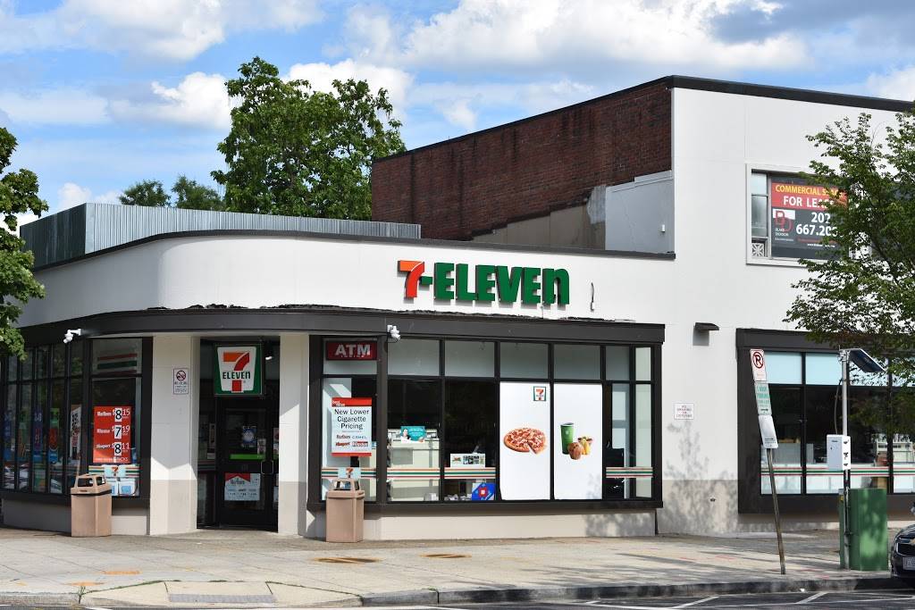 7-Eleven | bakery | 1501 Independence Ave SE, Washington, DC 20003, USA | 2025432170 OR +1 202-543-2170